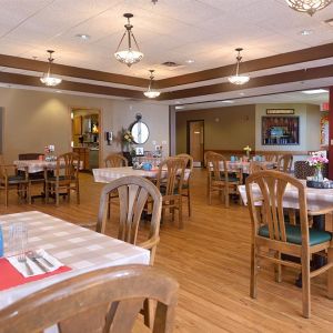 Emerald Ridge of Neenah dining room